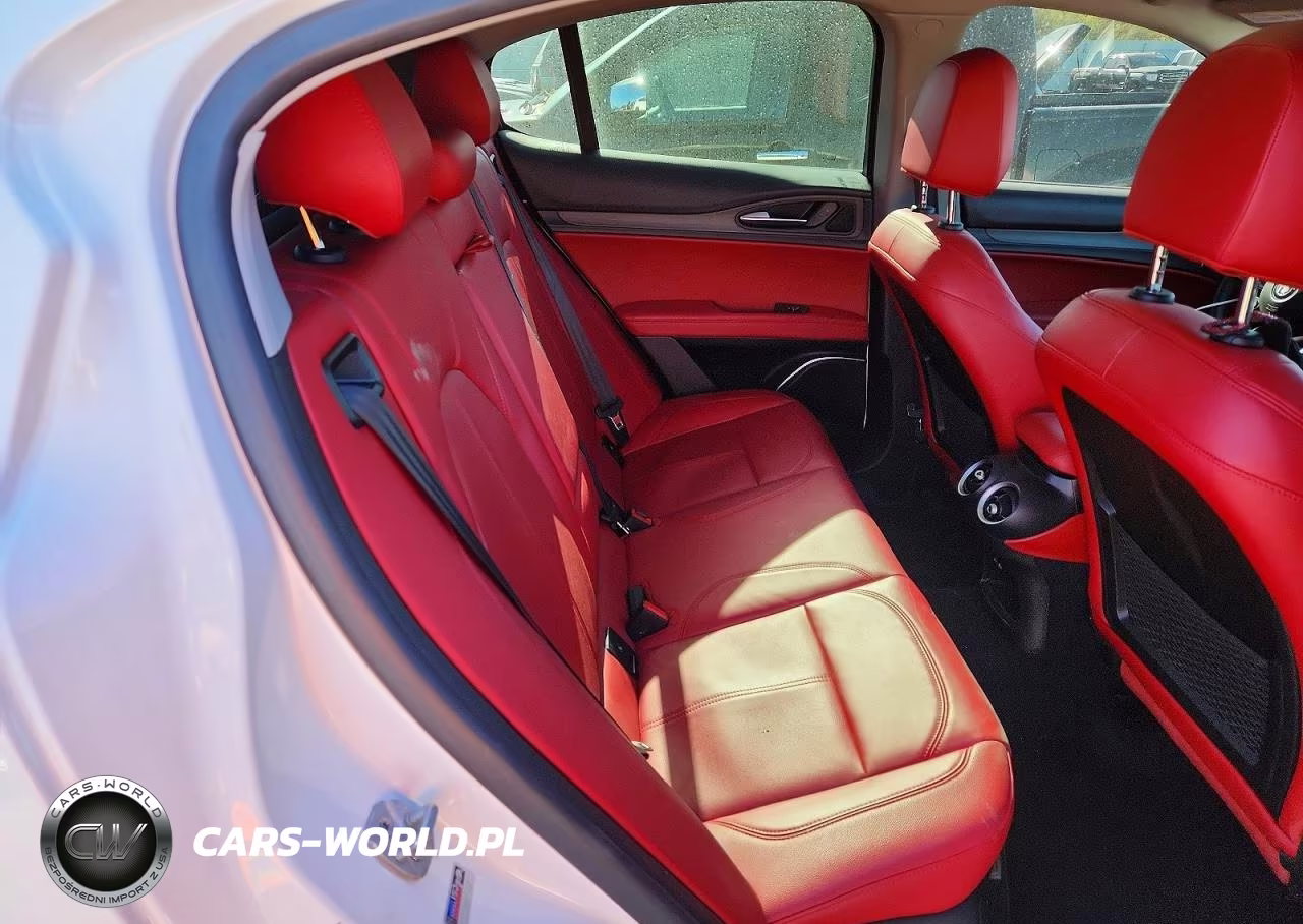 2021 Alfa Romeo Stelvio Ti VIN:ZASPAKBN0M7D18494 - 11