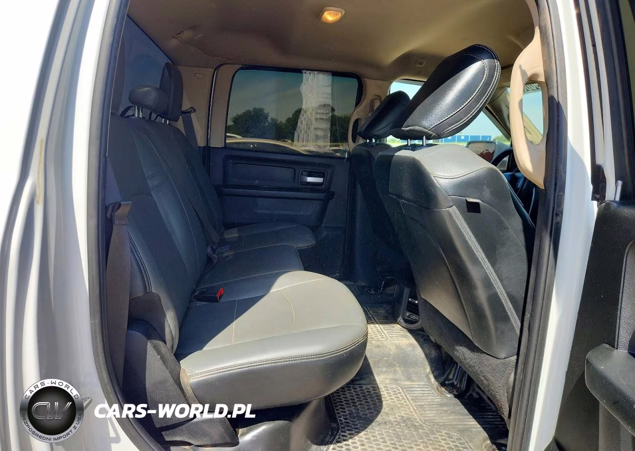 2019 Ram 2500 Tradesman VIN:3C6UR5HJ0KG604235 - 10