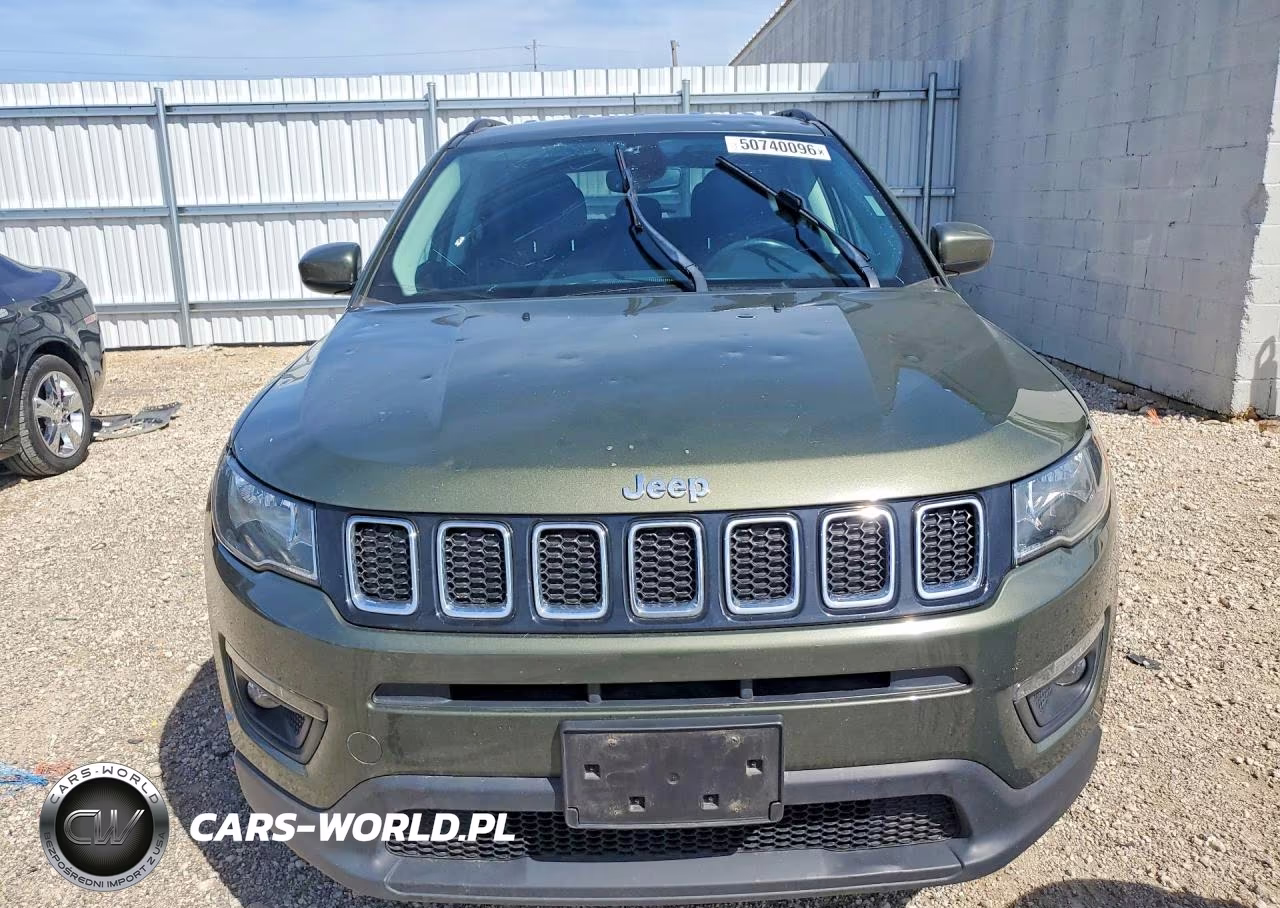 2018 Jeep Compass Latitude VIN:3C4NJDBB4JT483246 - 5