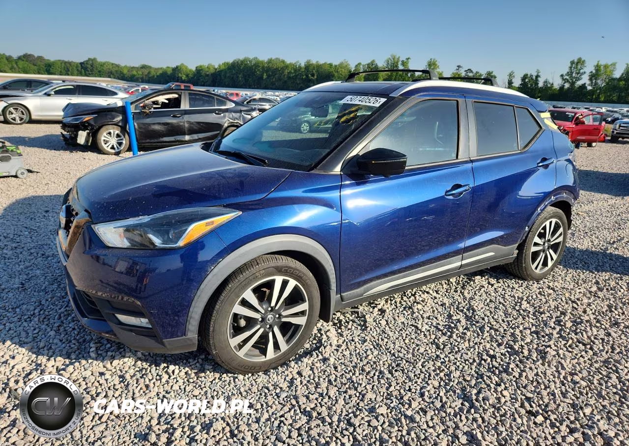 2020 Nissan Kicks Sr
