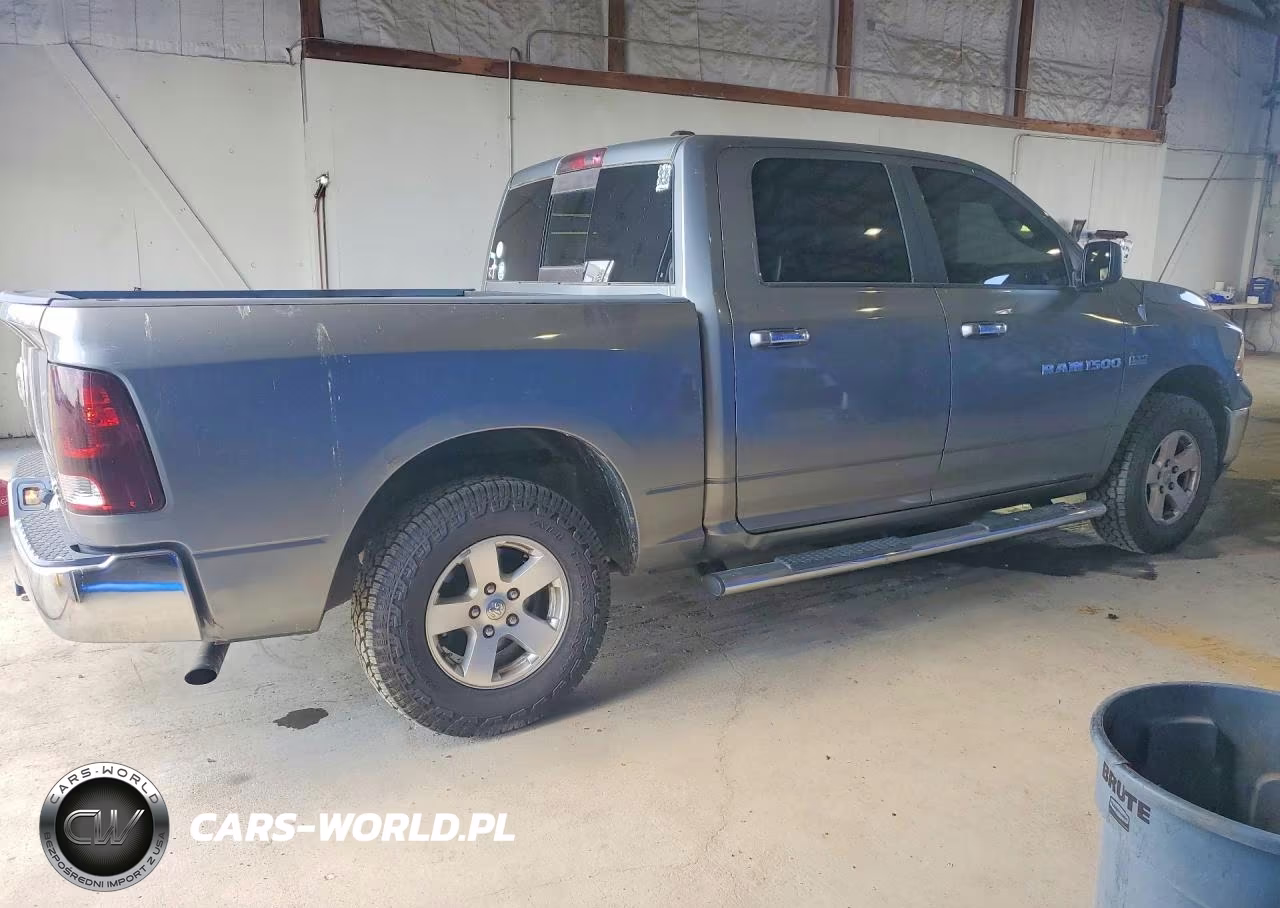 2011 Dodge Ram 1500 VIN:1D7RV1CT7BS517703 - 3