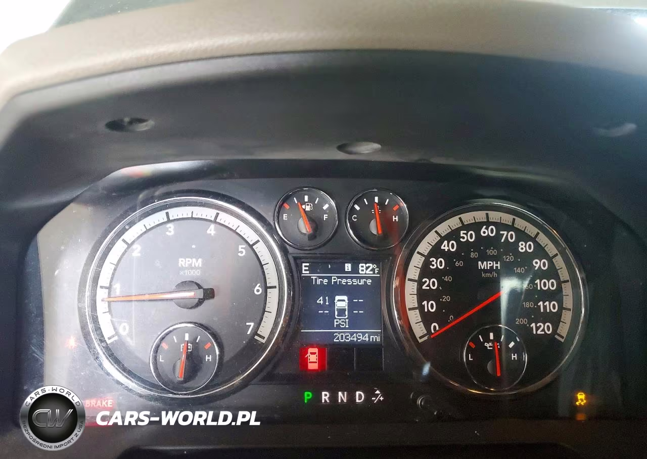 2011 Dodge Ram 1500 VIN:1D7RV1CT7BS517703 - 9