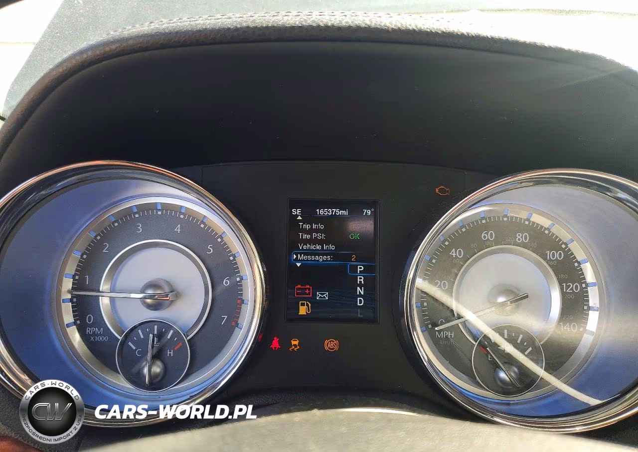 2014 Chrysler 300 VIN:2C3CCAAG3EH343334 - 9