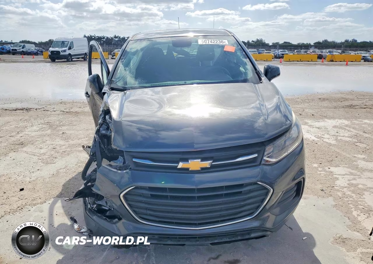 2019 Chevrolet Trax Ls VIN:3GNCJKSBXKL221915 - 5