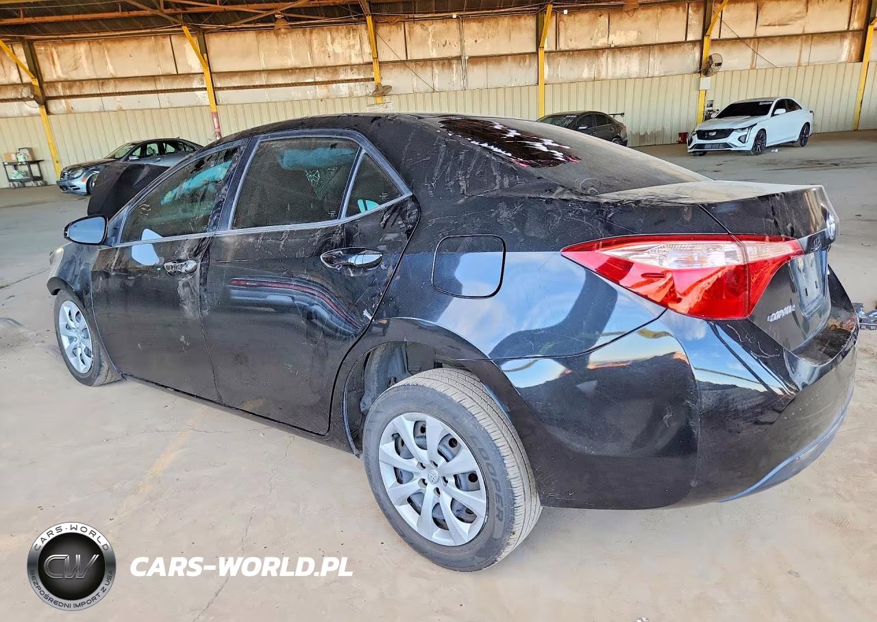 2019 Toyota Corolla Le VIN:5YFBURHE4KP923074 - 2