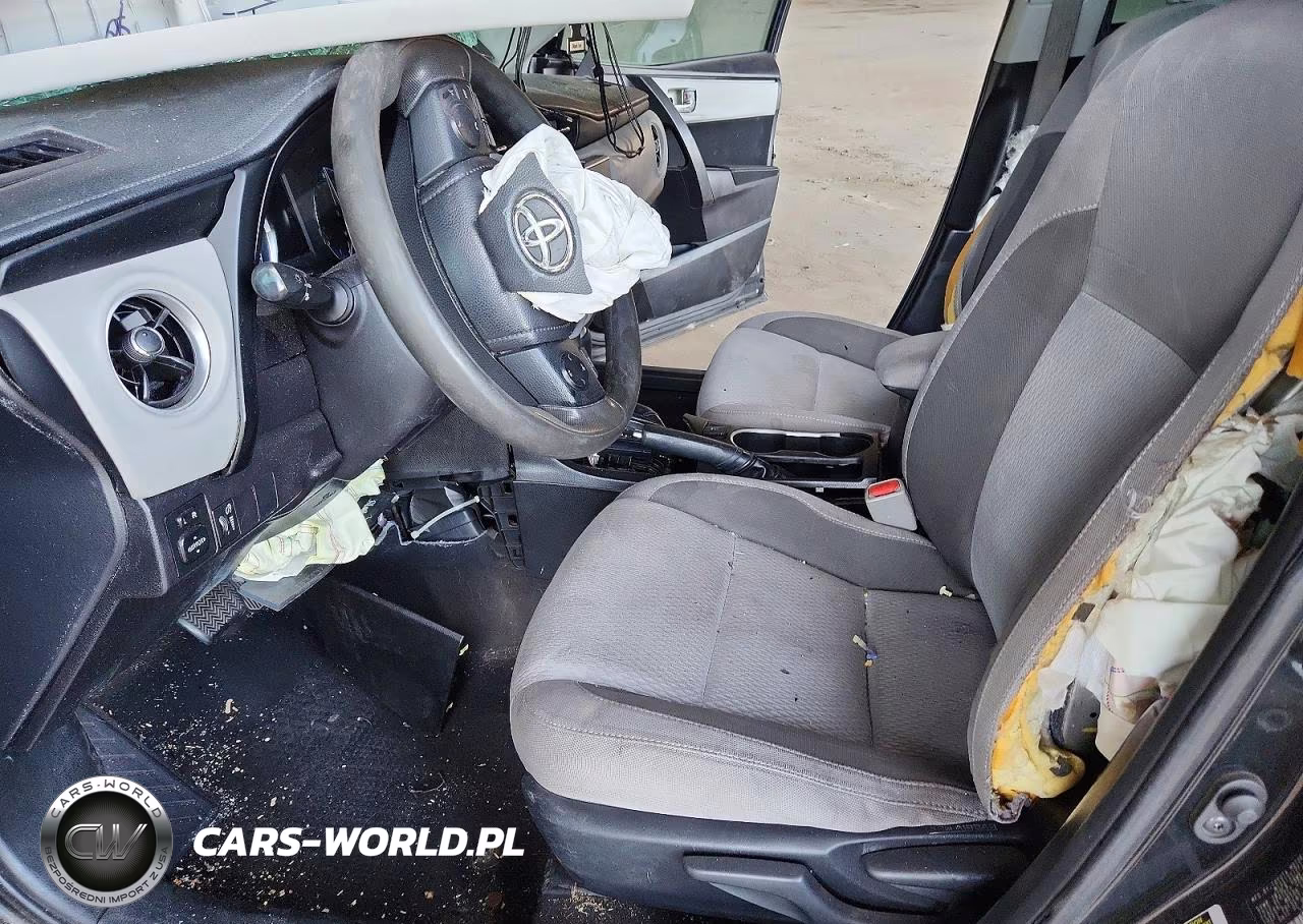 2019 Toyota Corolla Le VIN:5YFBURHE4KP923074 - 7