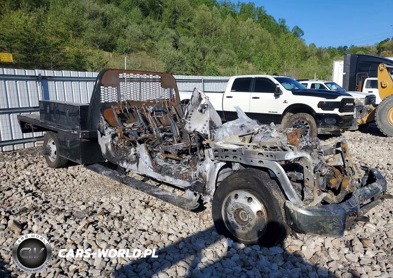2021 Ford F450 Super Duty VIN:1FD0W4HT0MED61575 - 4