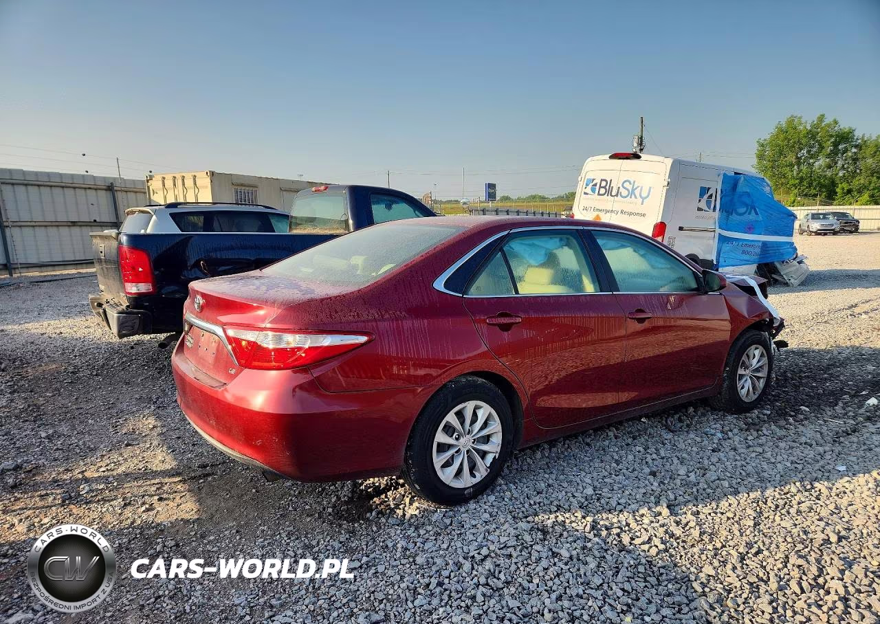 2016 Toyota Camry Le VIN:4T1BF1FK7GU543737 - 3