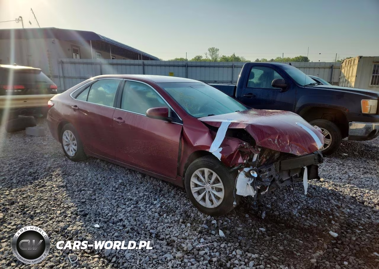 2016 Toyota Camry Le VIN:4T1BF1FK7GU543737 - 4