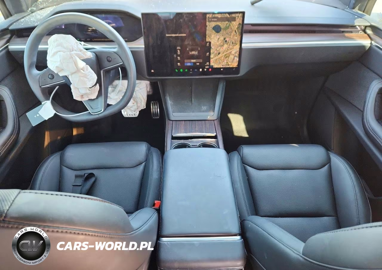 2024 Tesla Model X VIN:7SAXCDE57RF443765 - 8