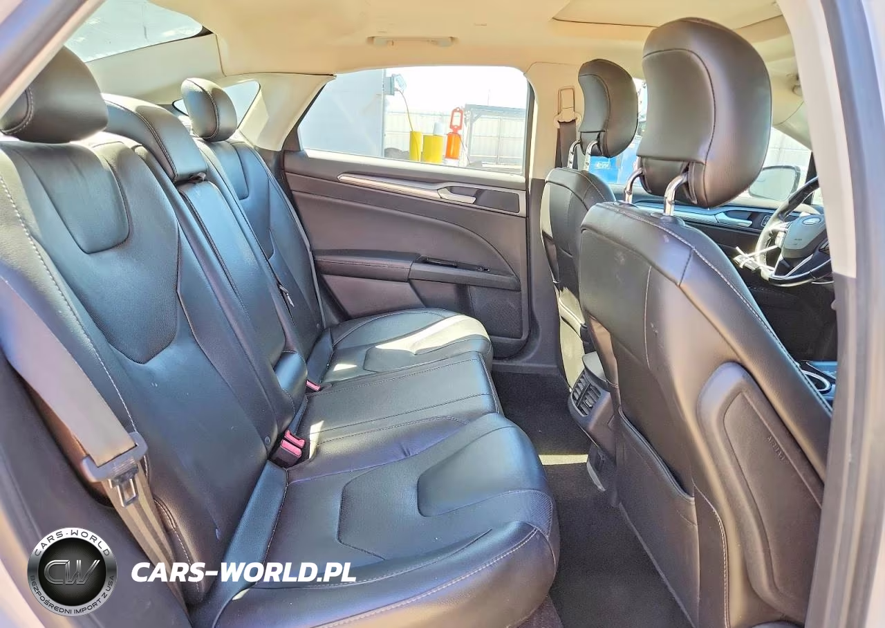 2013 Ford Fusion Titanium VIN:3FA6P0K93DR289792 - 10