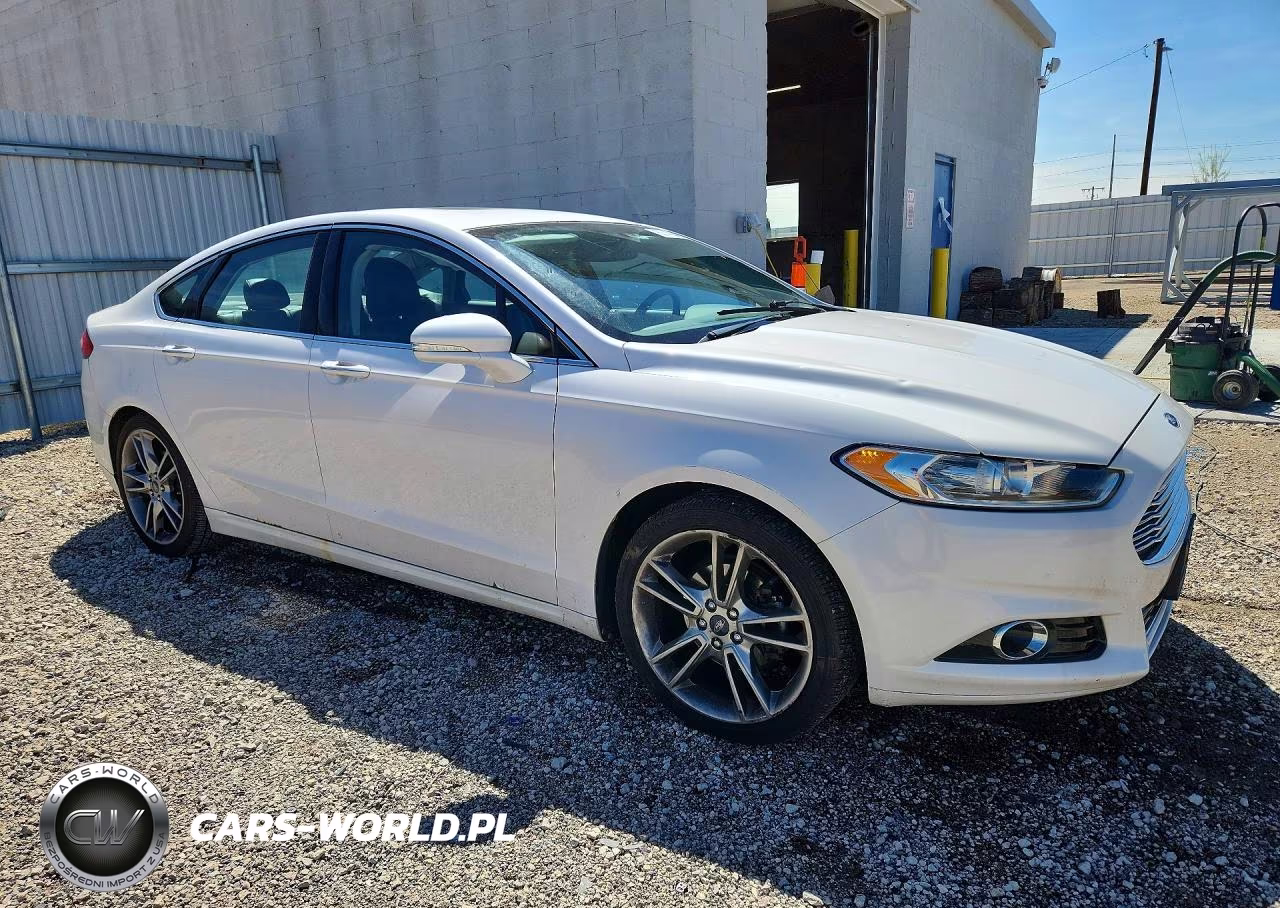 2013 Ford Fusion Titanium VIN:3FA6P0K93DR289792 - 4