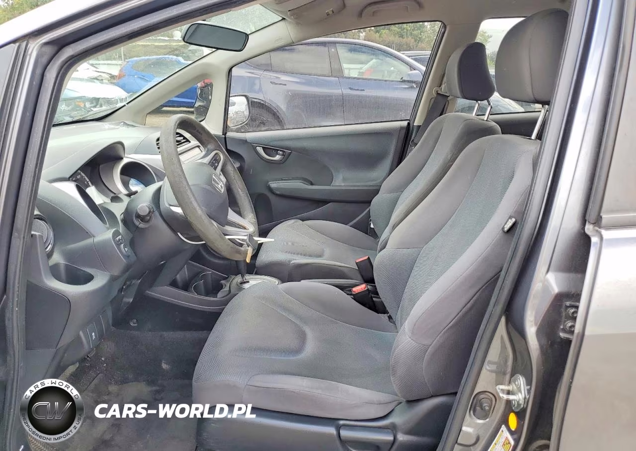 2013 Honda Fit VIN:JHMGE8H33DC050293 - 7