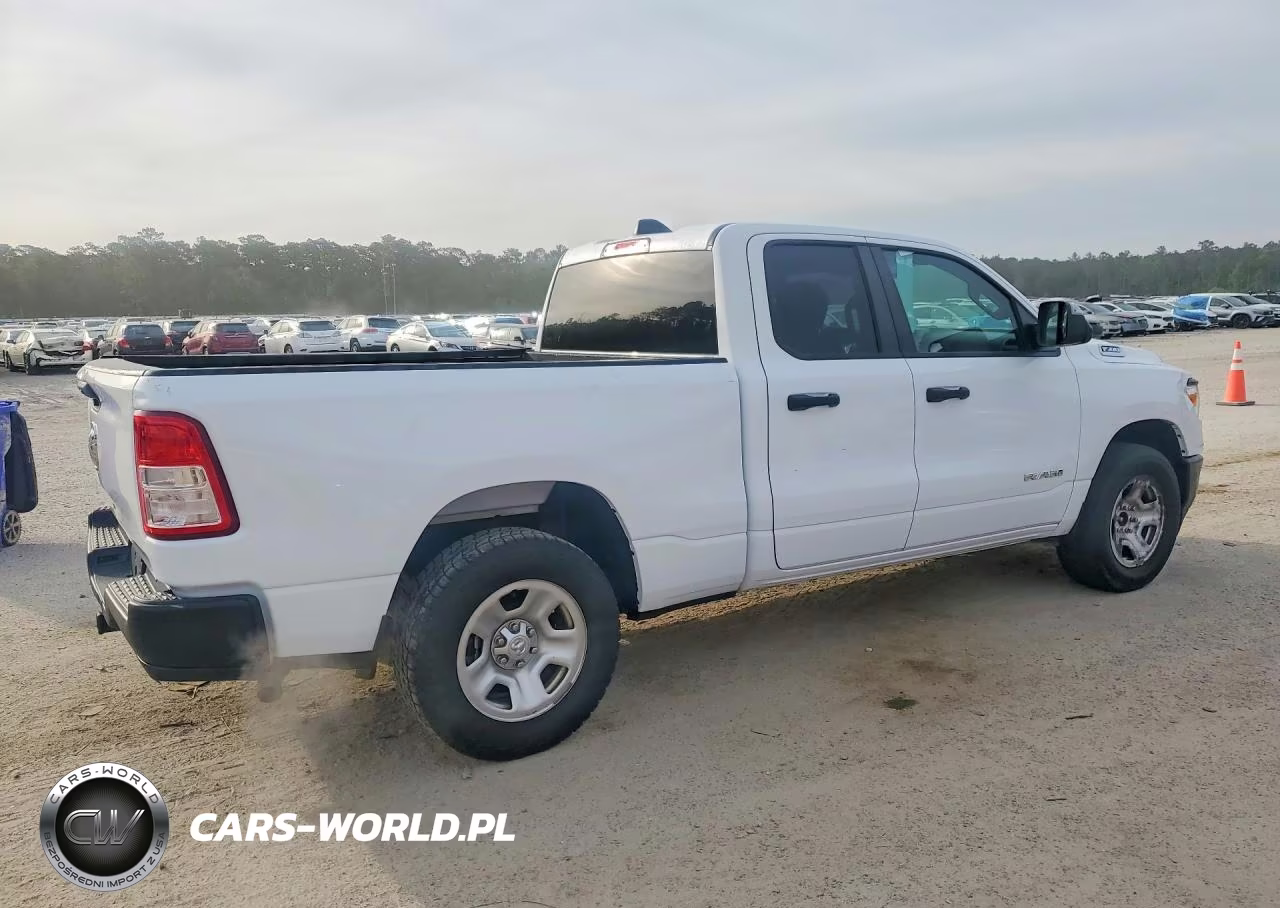 2020 Ram 1500 Tradesman VIN:1C6SRECG7LN386094 - 3