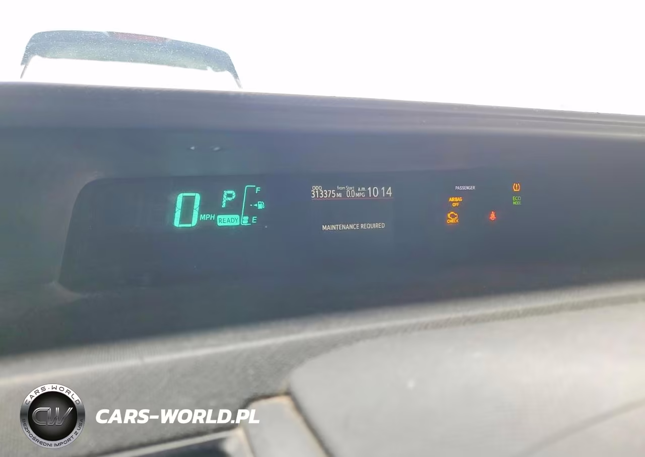 2013 Toyota Prius C Two VIN:JTDKDTB31D1542889 - 9