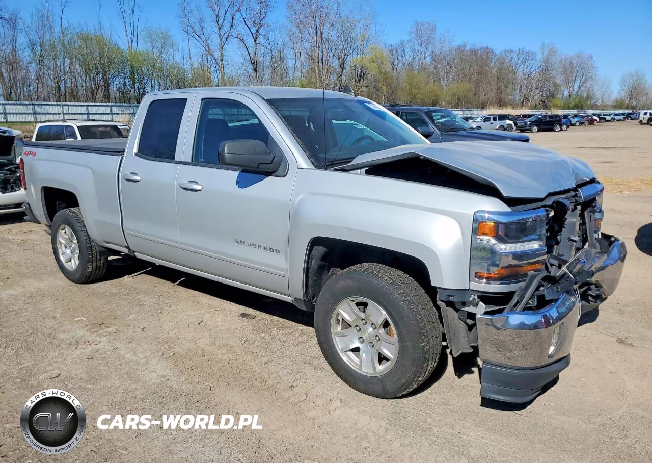 2018 Chevrolet Silverado K1500 Lt VIN:1GCVKREH3JZ315181 - 4
