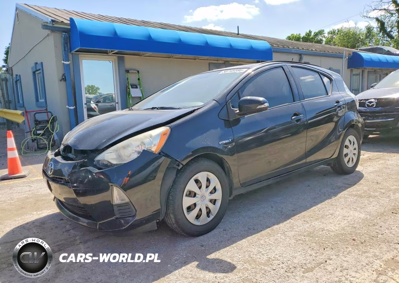 2013 Toyota Prius C One