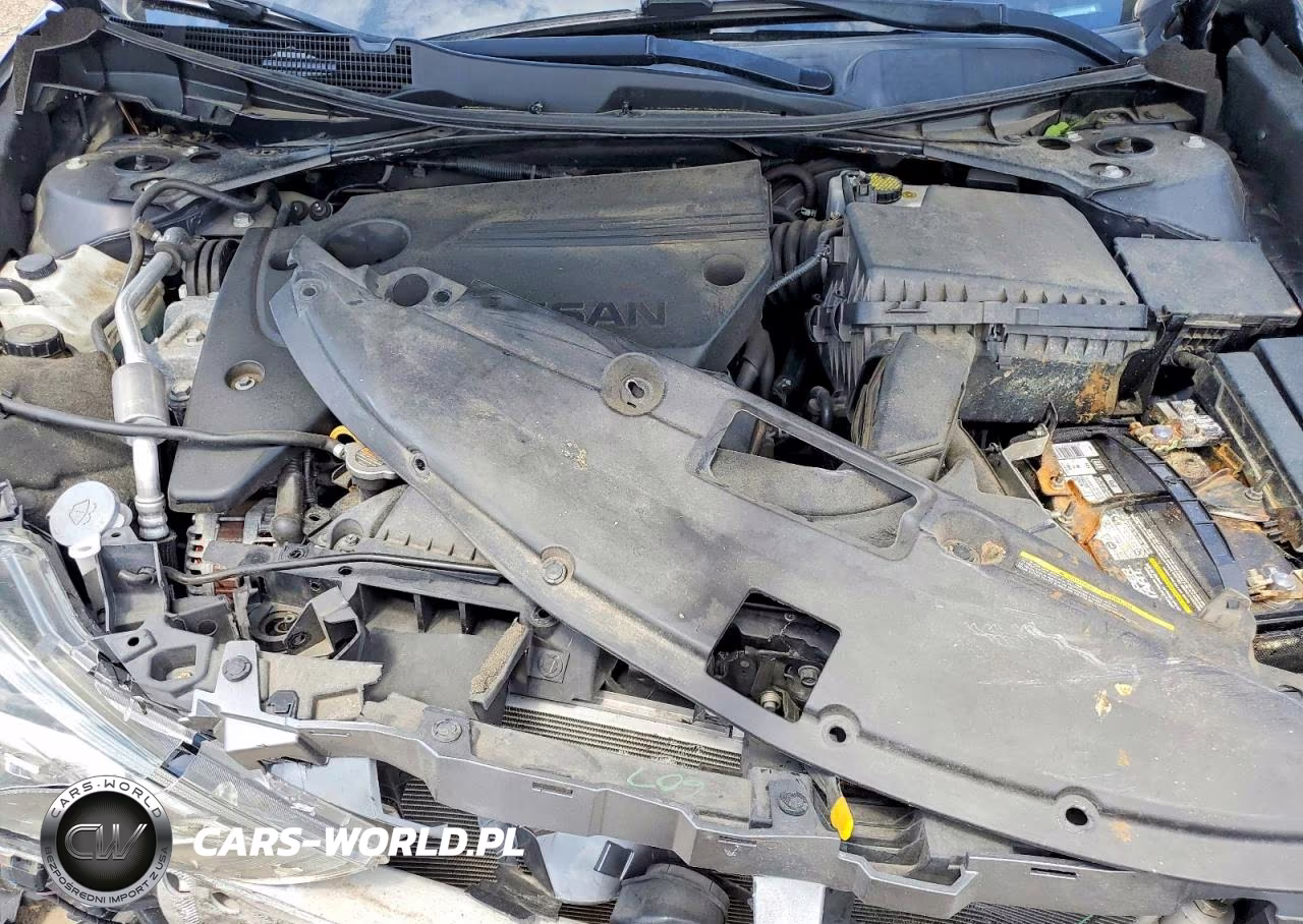 2018 Nissan Altima 2.5 S VIN:1N4AL3AP2JC118355 - 11