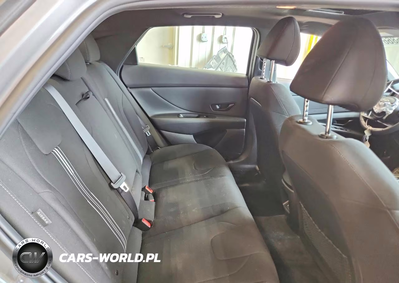 2026 Hyundai Elantra Sel Sport Premium VIN:KMHLS4DG4TU136663 - 10