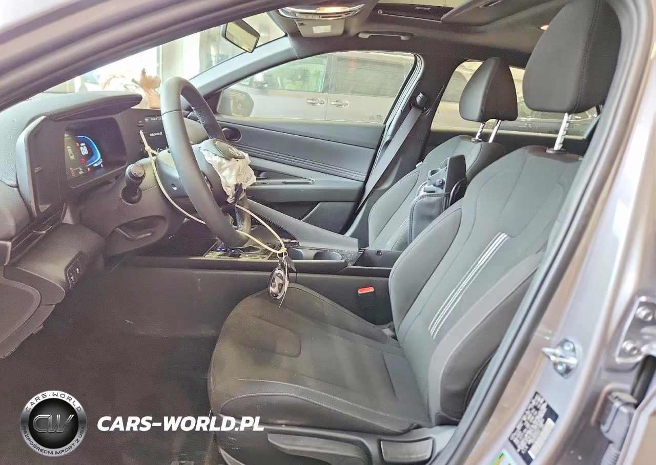 2026 Hyundai Elantra Sel Sport Premium VIN:KMHLS4DG4TU136663 - 7