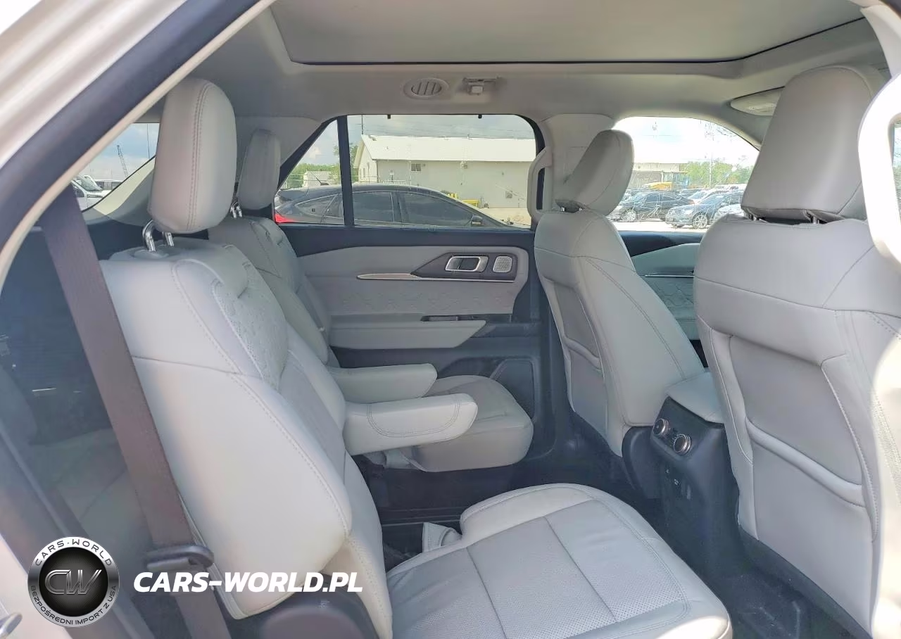 2025 Ford Explorer Platinum VIN:1FMUK8HH4SGA69154 - 11