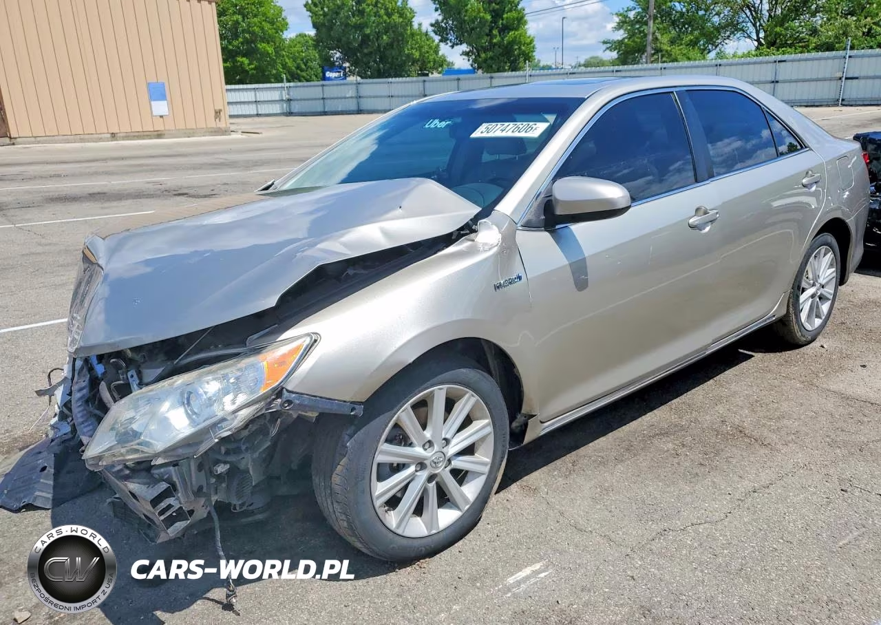 2013 Toyota Camry Hybrid Xle