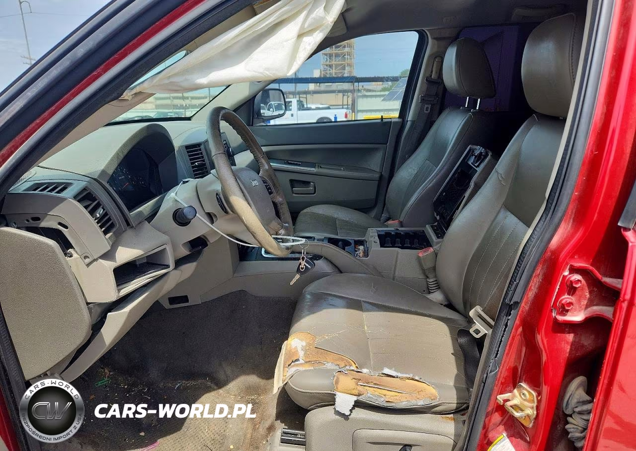 2006 Jeep Grand Cherokee Laredo VIN:1J8GR48KX6C268135 - 7