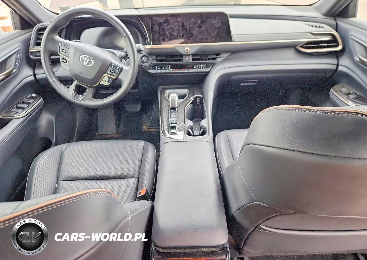 2025 Toyota Crown Signia Xle VIN:JTDACAAJ4S3000173 - 8