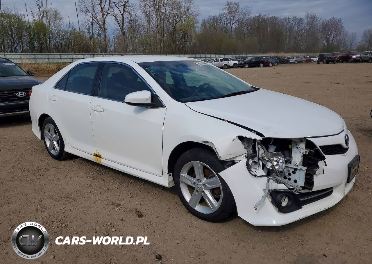 2014 Toyota Camry Se VIN:4T1BF1FK8EU809540 - 4