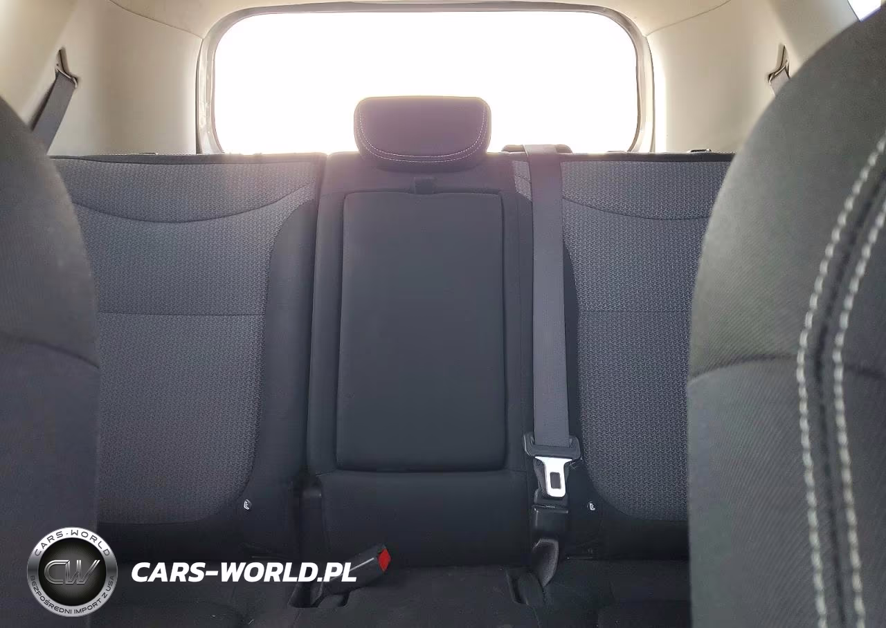 2018 Kia Soul VIN:KNDJP3A53J7532010 - 10