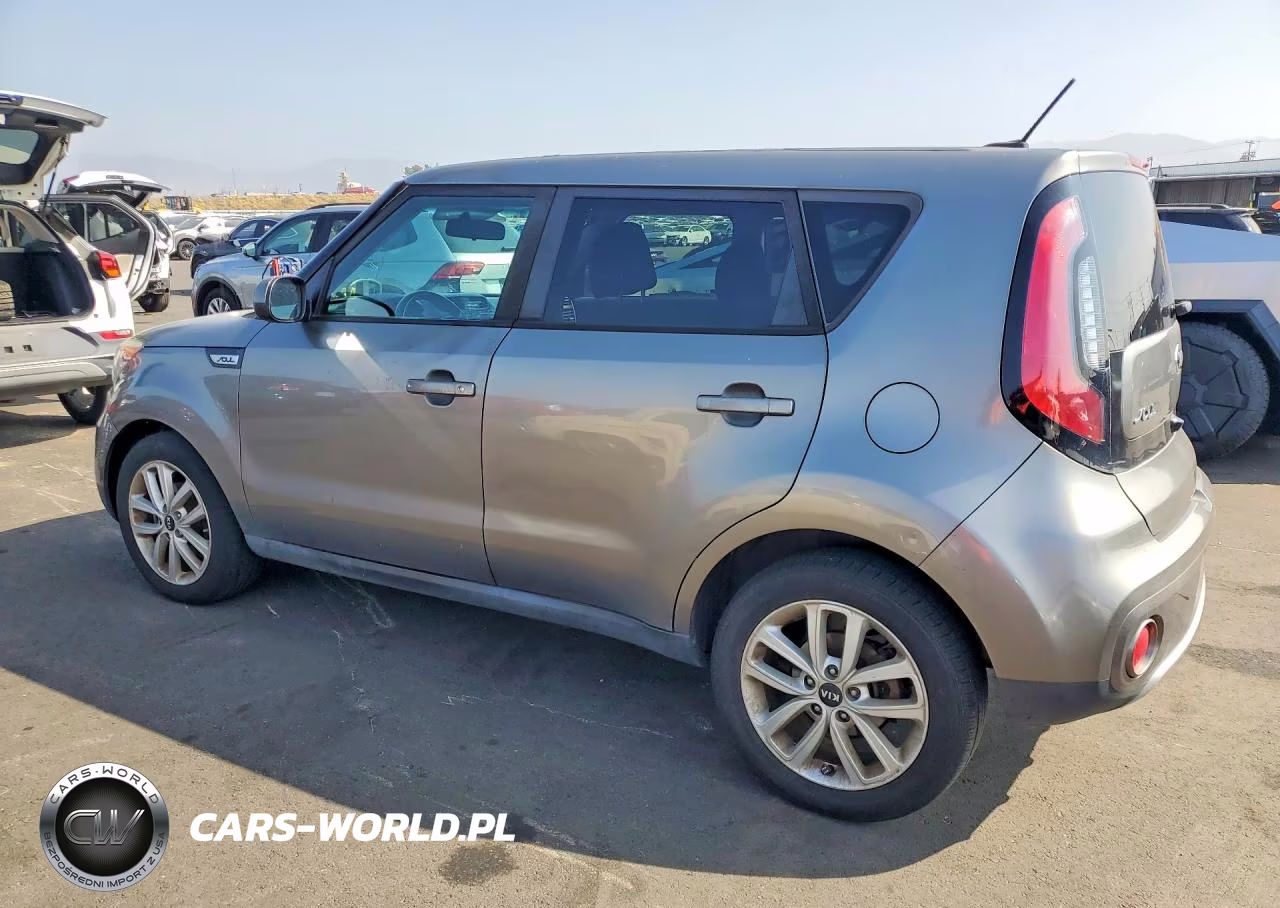2018 Kia Soul VIN:KNDJP3A53J7532010 - 2