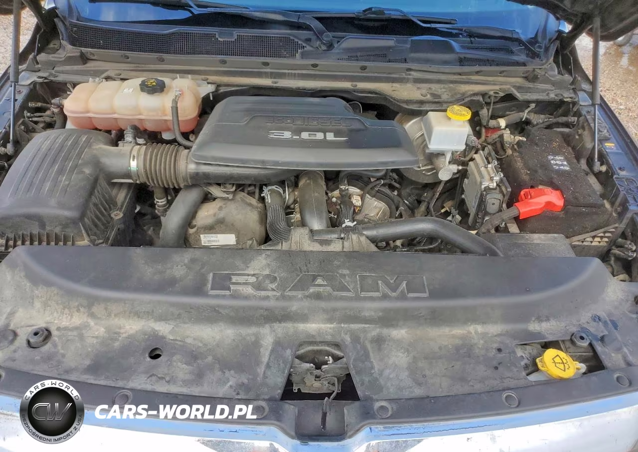 2022 Ram 1500 Laramie VIN:1C6RREJM7NN403728 - 11