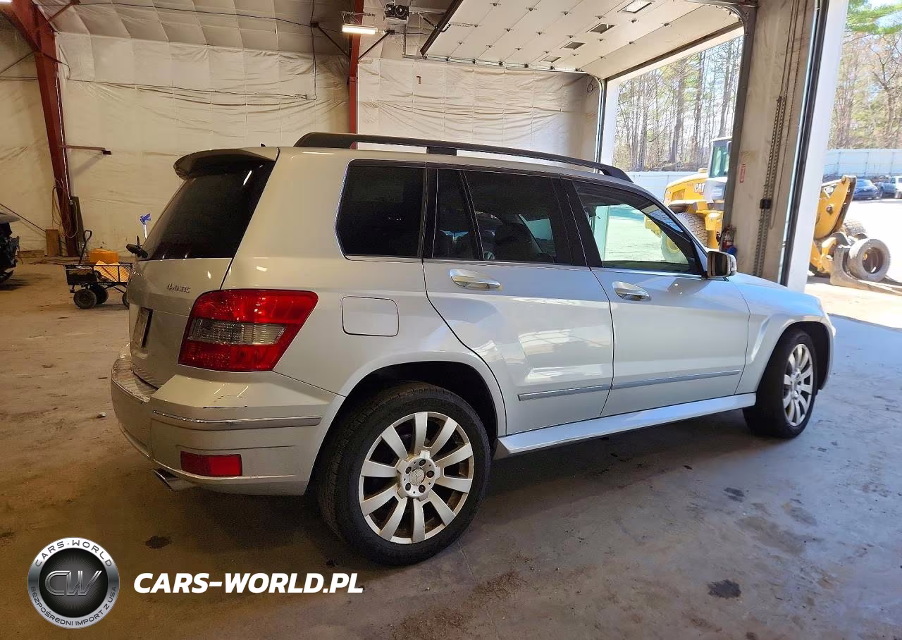 2010 Mercedes-Benz Glk 350 4Matic VIN:WDCGG8HB4AF400621 - 3