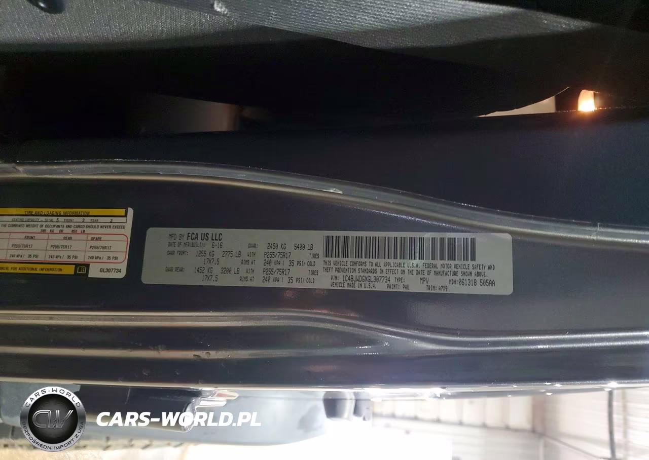 2016 Jeep Wrangler Unlimited Sport VIN:1C4BJWDGXGL307734 - 13
