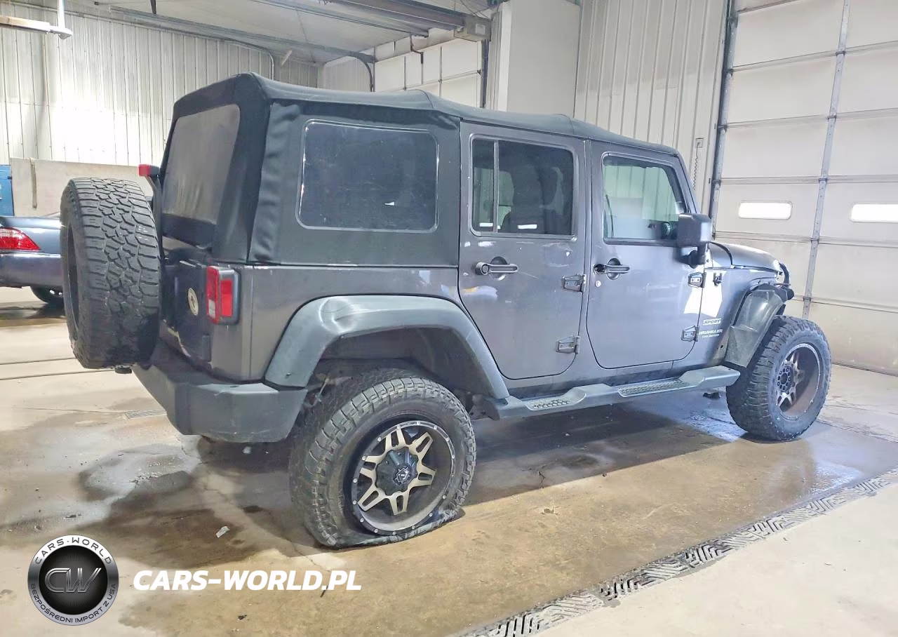 2016 Jeep Wrangler Unlimited Sport VIN:1C4BJWDGXGL307734 - 3