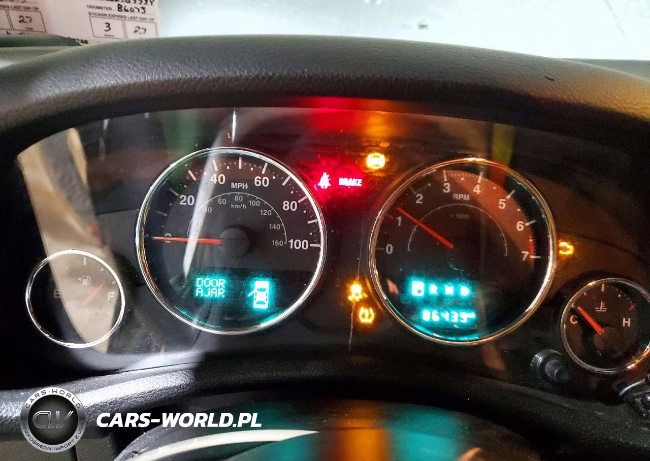 2016 Jeep Wrangler Unlimited Sport VIN:1C4BJWDGXGL307734 - 9