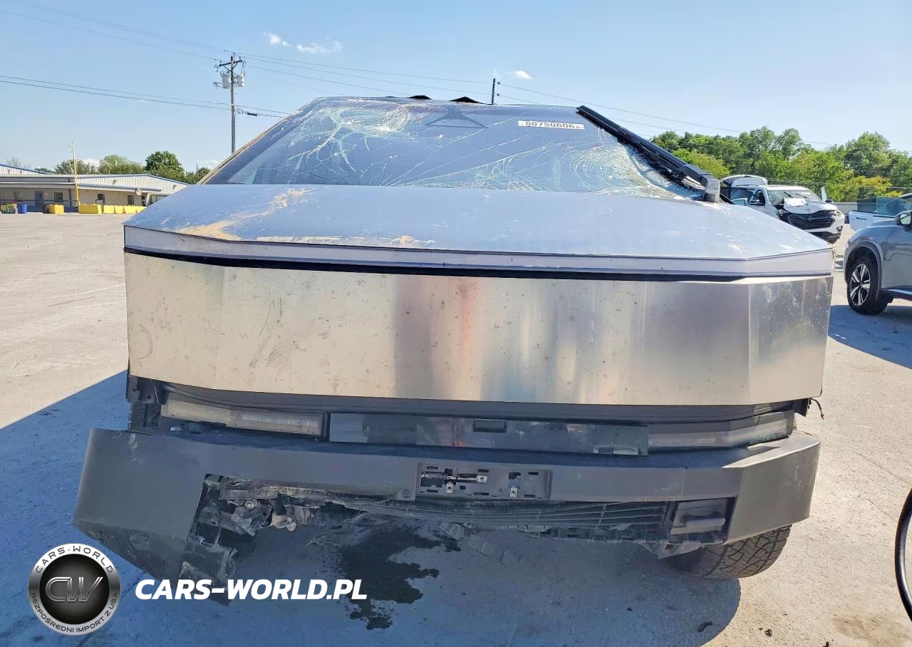 2025 Tesla Cybertruck VIN:7G2CEHED8SA066593 - 5