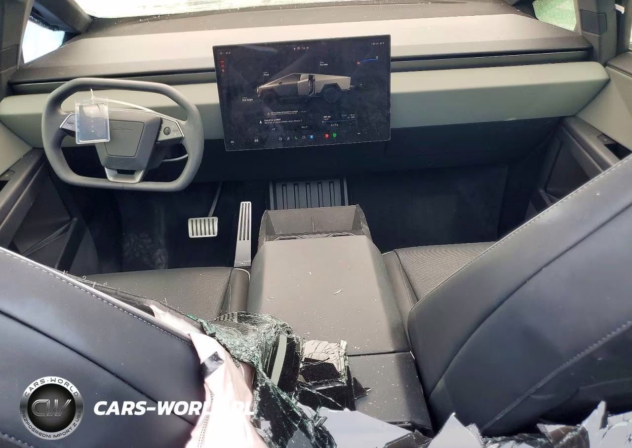 2025 Tesla Cybertruck VIN:7G2CEHED8SA066593 - 8
