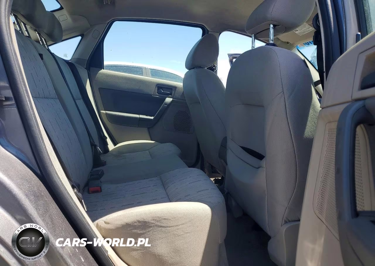 2010 Ford Focus Se VIN:1FAHP3FNXAW243001 - 11