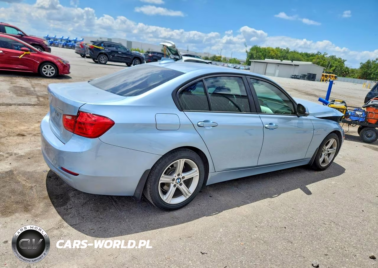2014 BMW 320 I VIN:WBA3B1C55EP679540 - 3