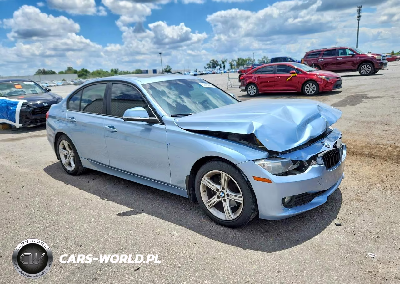 2014 BMW 320 I VIN:WBA3B1C55EP679540 - 4