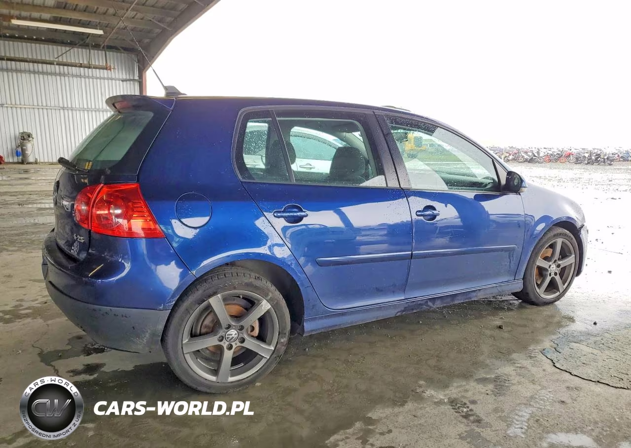 2008 Volkswagen Rabbit VIN:WVWDB91K78W154147 - 3