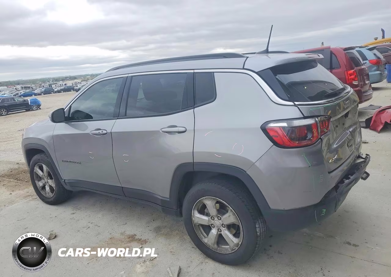 2019 Jeep Compass VIN:3C4NJDBB5KT756812 - 2