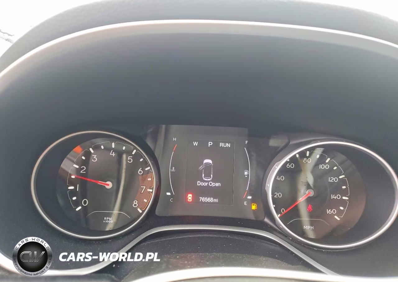 2019 Jeep Compass VIN:3C4NJDBB5KT756812 - 9