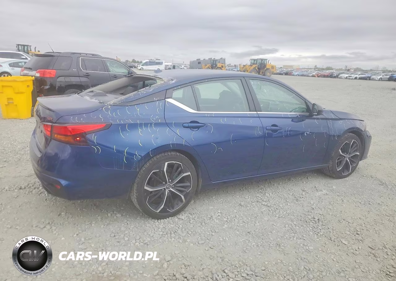 2023 Nissan Altima VIN:1N4BL4CV5PN332372 - 3