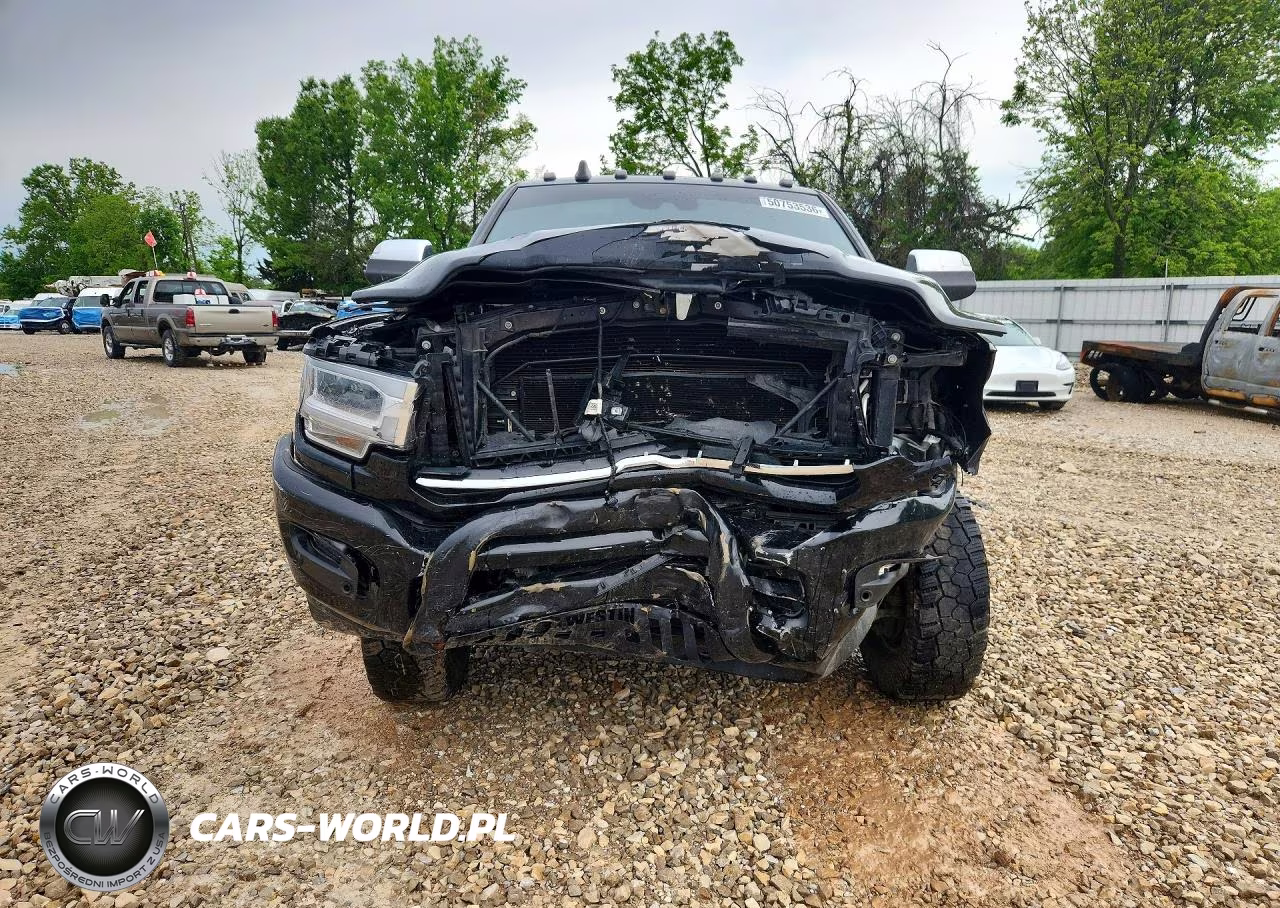 2019 Ram 3500 Laramie VIN:3C63RRML5KG665090 - 5
