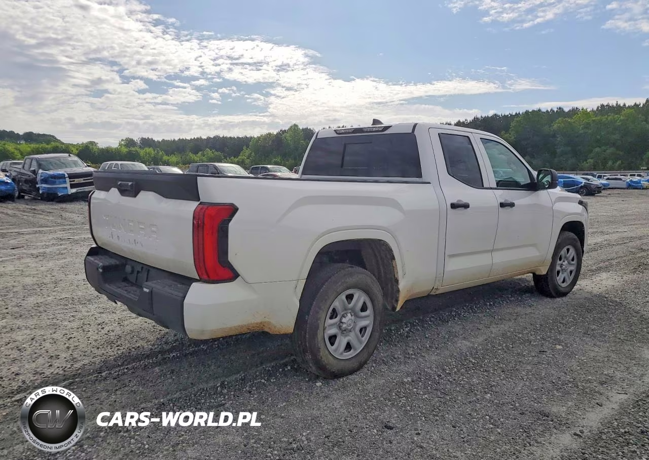 2025 Toyota Tundra Sr VIN:5TFKB5AA9SX050364 - 3