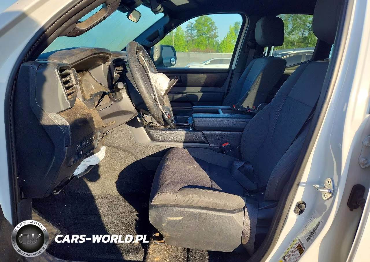 2025 Toyota Tundra Sr VIN:5TFKB5AA9SX050364 - 7