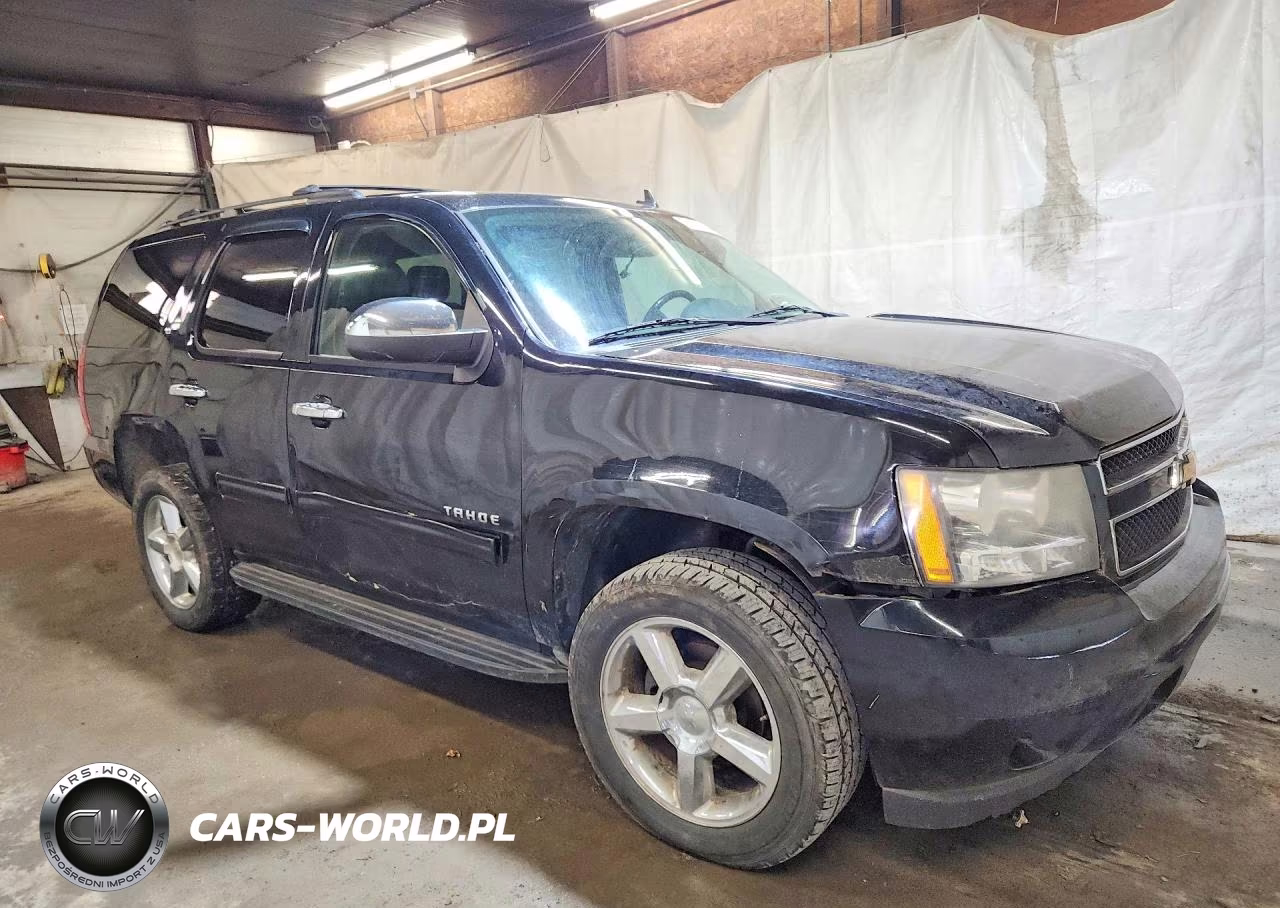 2011 Chevrolet Tahoe K1500 Lt VIN:1GNSKBE01BR102842 - 4