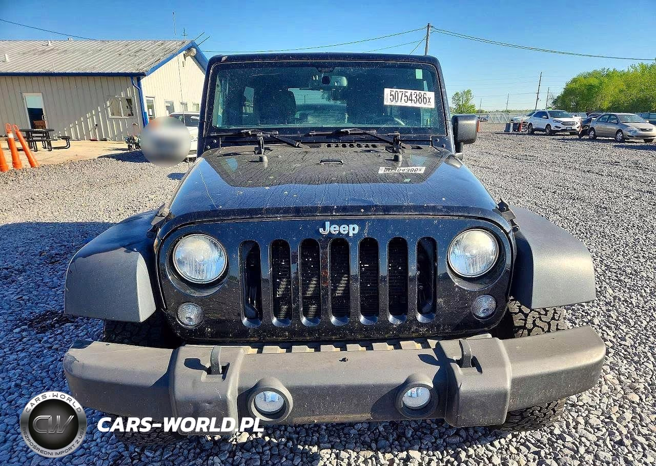 2015 Jeep Wrangler Unlimited Sport VIN:1C4BJWDG0FL508413 - 5
